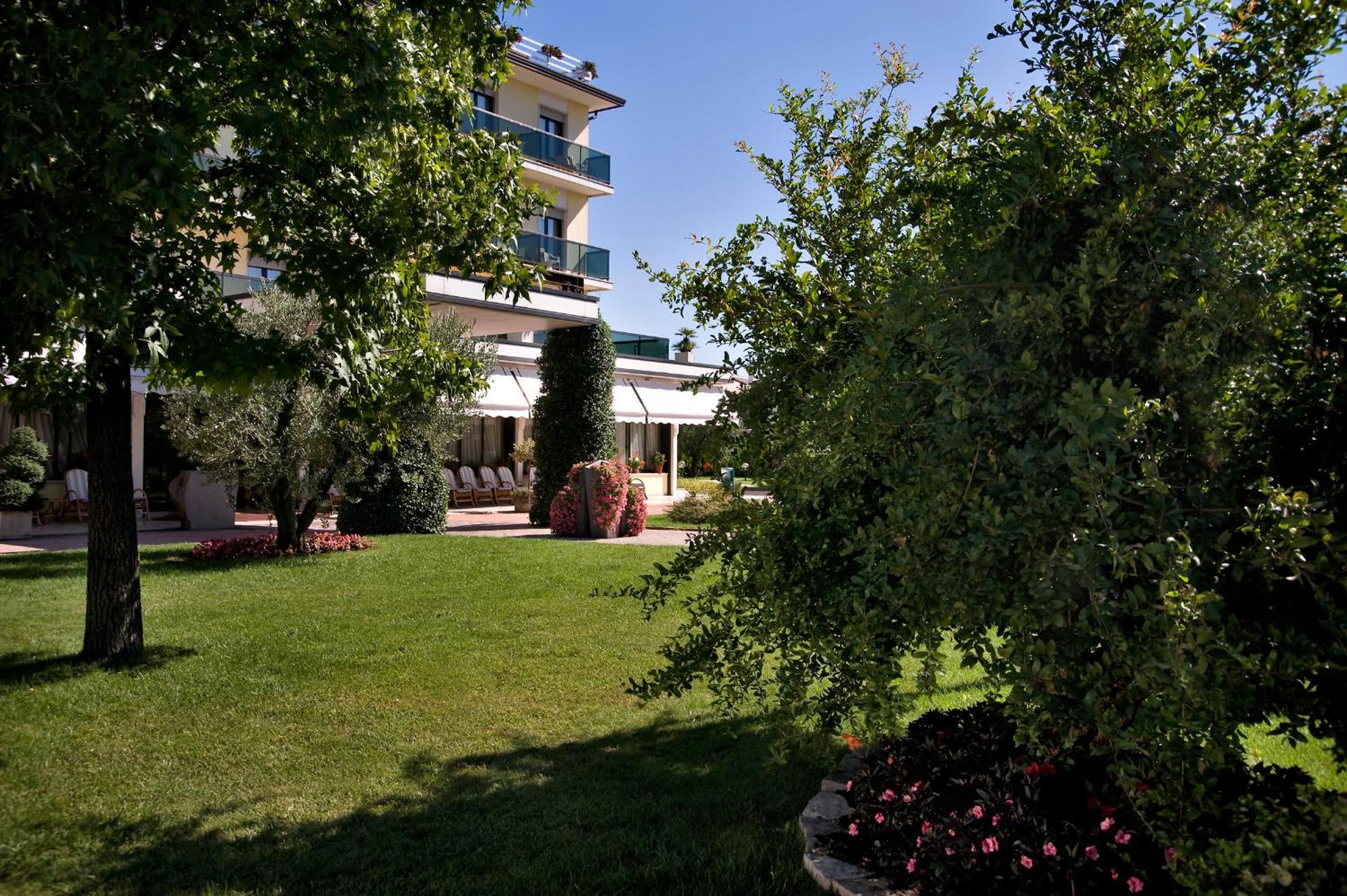Atlantic Terme Natural Spa & Hotel Абано-Терме Экстерьер фото